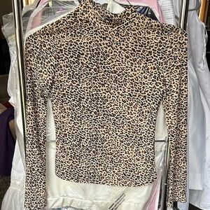 SHEIN Maroon Textured Button-Up Crop Top